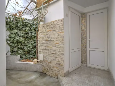 2-к квартира 57 м² 1/2 эт., Пуцатова — миниатюра 5