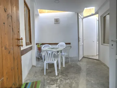 2-к квартира 57 м² 1/2 эт., Пуцатова — миниатюра 9