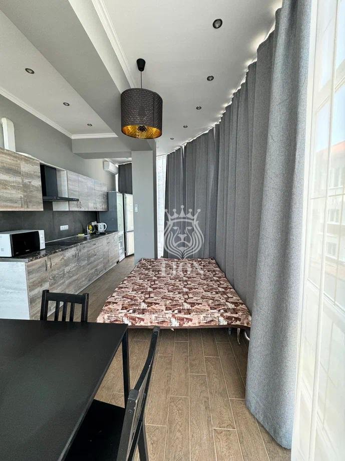 2-к апартаменты 52.7 м² 3/9 эт., Набережная — фото 1