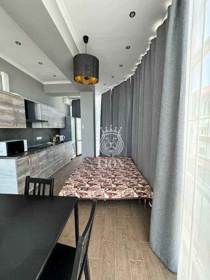 2-к апартаменты 52.7 м² 3/9 эт., Набережная