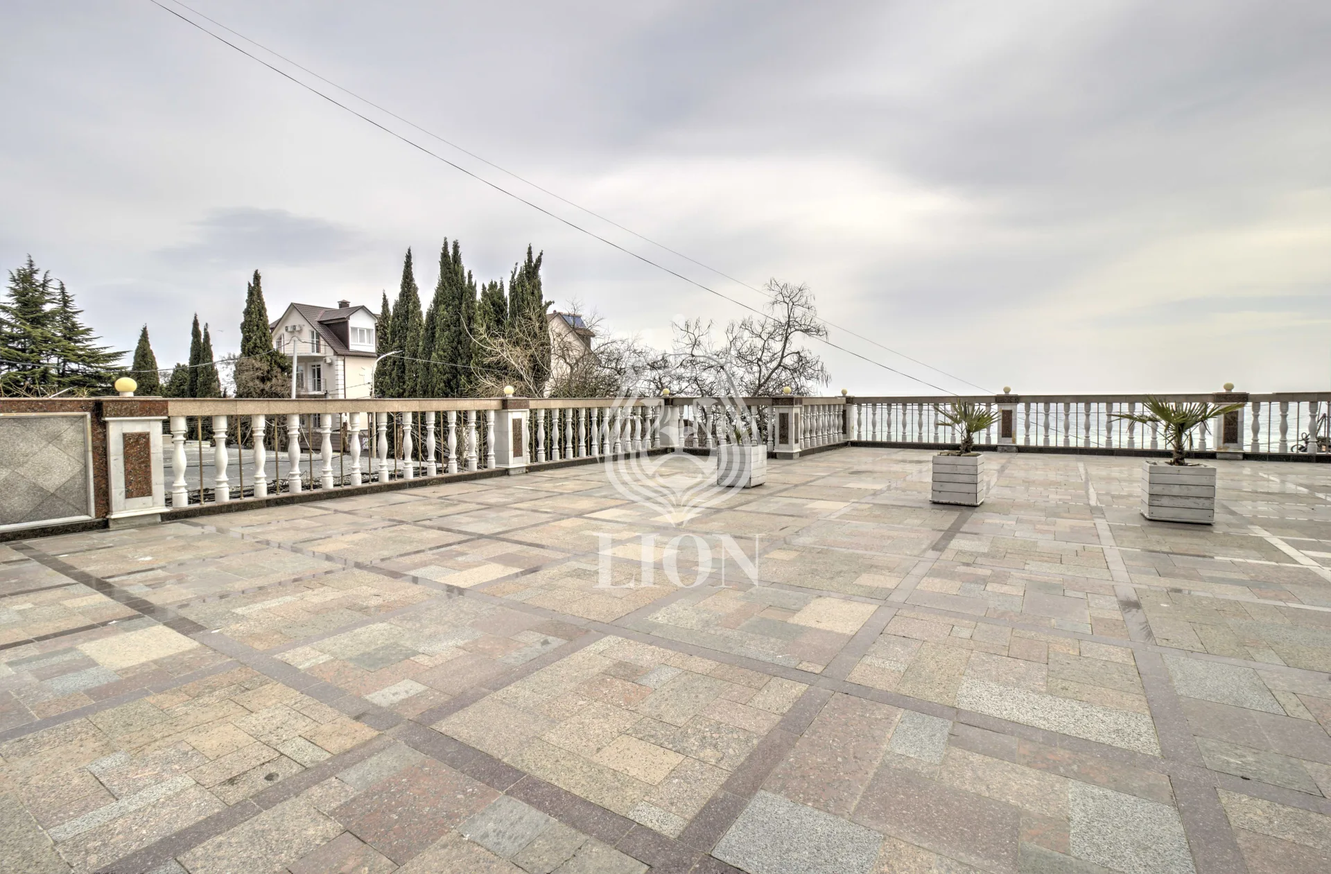 1-к апартаменты 31.7 м² 2/10 эт., Набережная