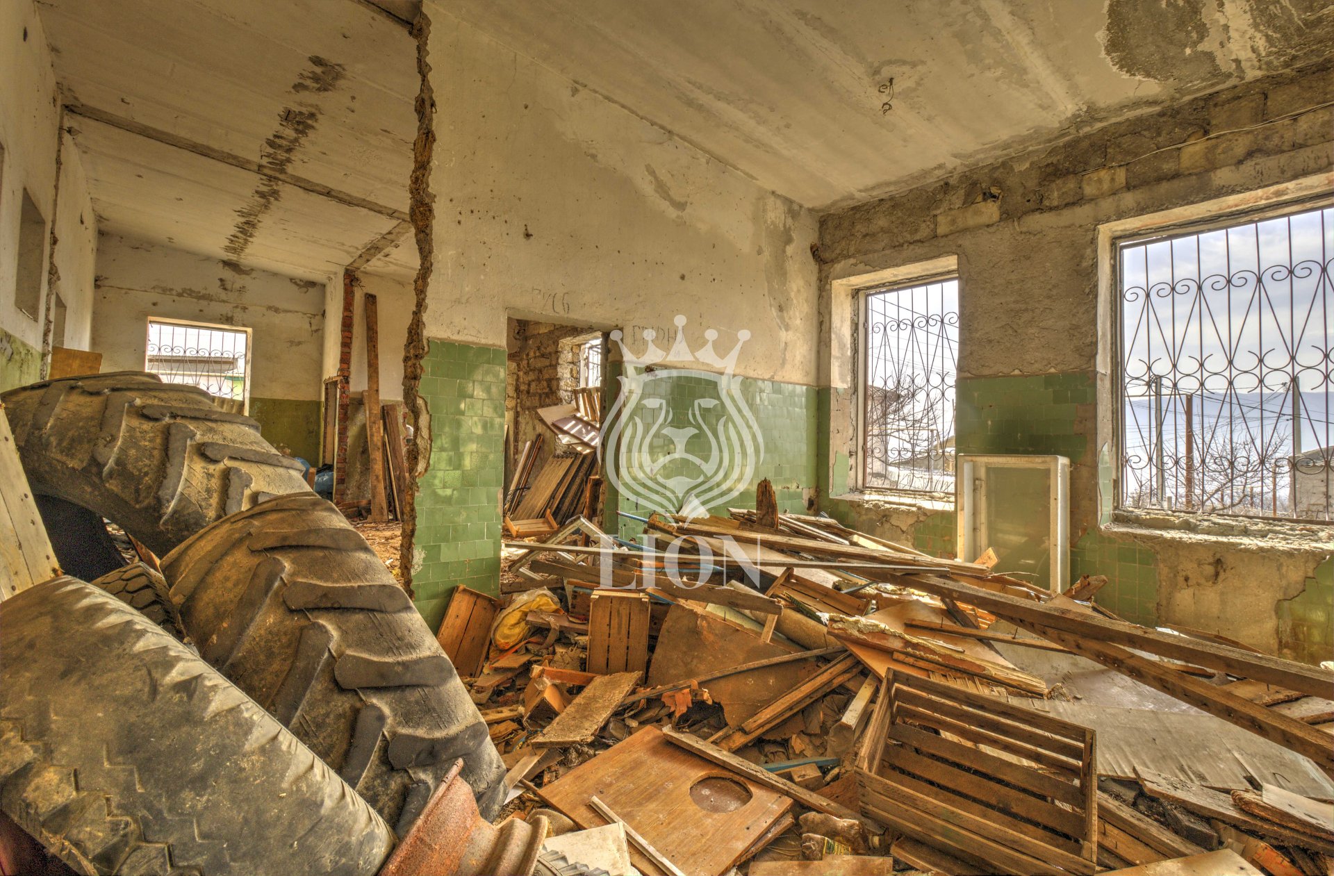 Коммерческая 296.6 м², Лучистое — фото 5