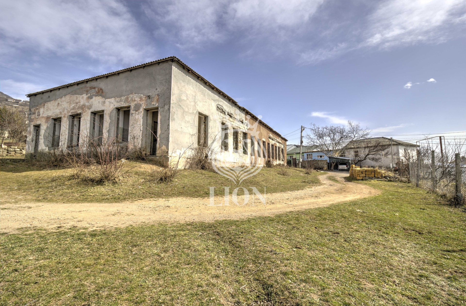 Коммерческая 296.6 м², Лучистое — фото 12