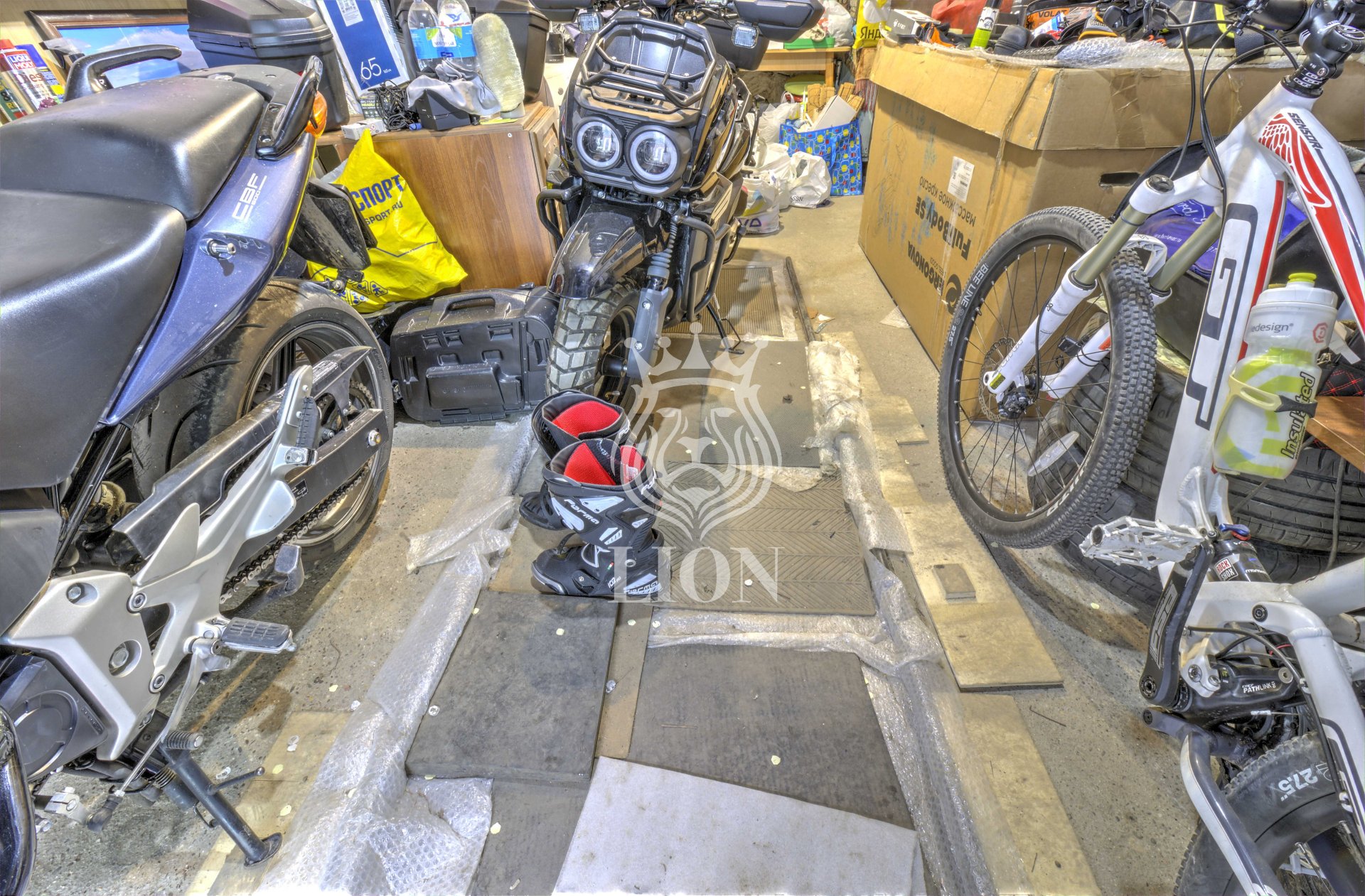 Гараж 24 м², Алушта — фото 3