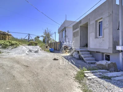 Дом 160 м² на 1 сот., Алушта — миниатюра 6