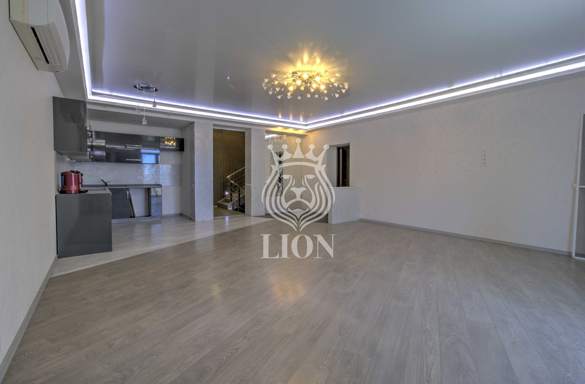 6-к апартаменты 230 м² 1/3 эт., Судакское шоссе — фото 17