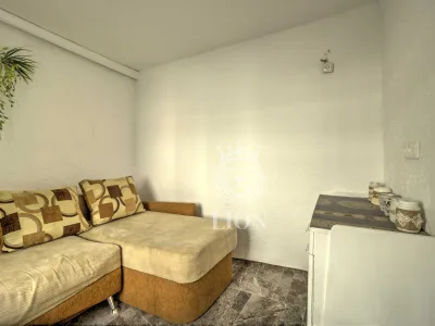 1-к квартира 16.3 м² 1/2 эт., Краснофлотский пер. — миниатюра 8
