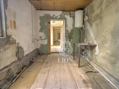 1-к квартира 37 м² 1/1 эт., Октябрьская