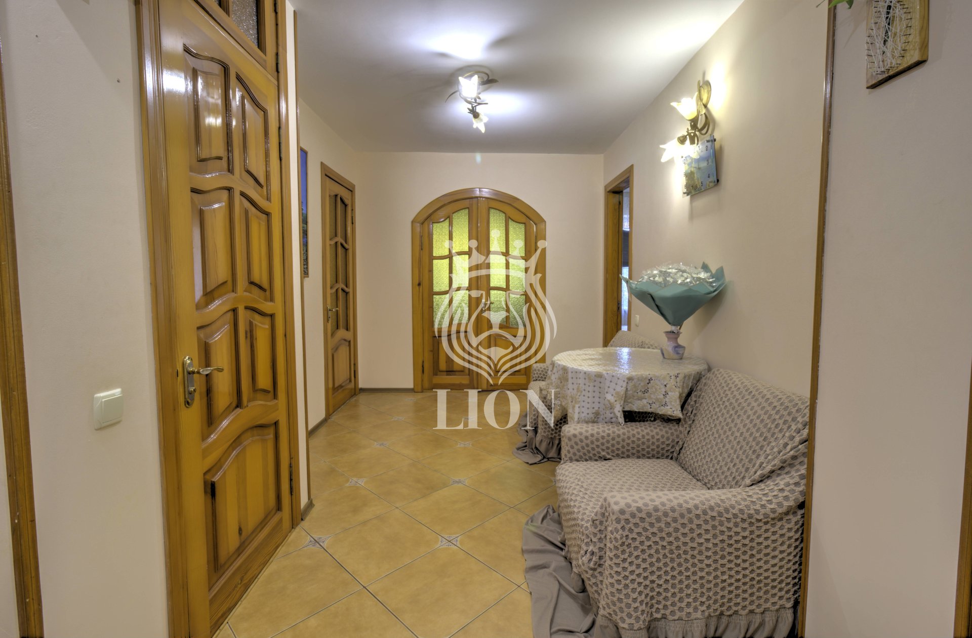 3-к квартира 65 м² 3/5 эт., Октябрьская — фото 1