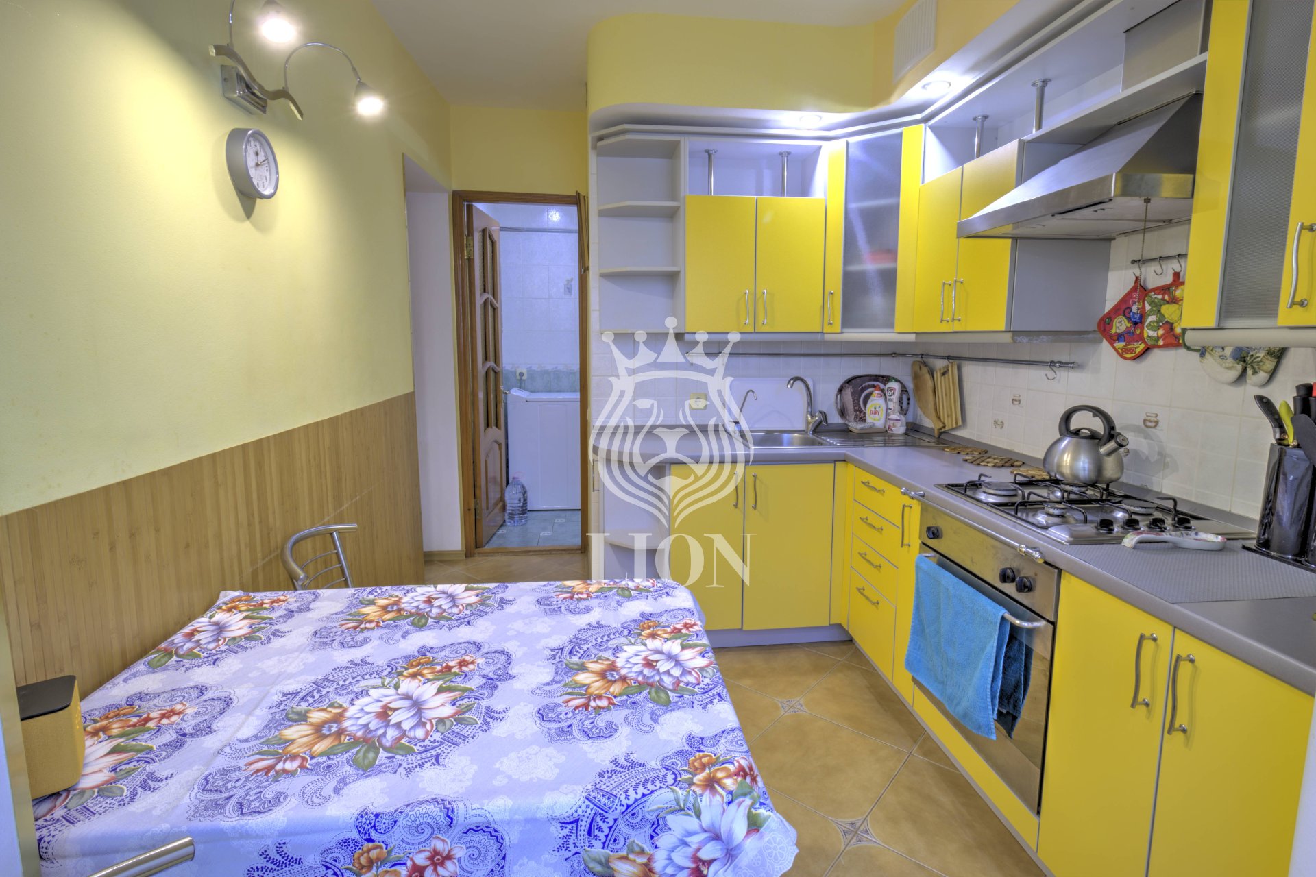 3-к квартира 65 м² 3/5 эт., Октябрьская — фото 19