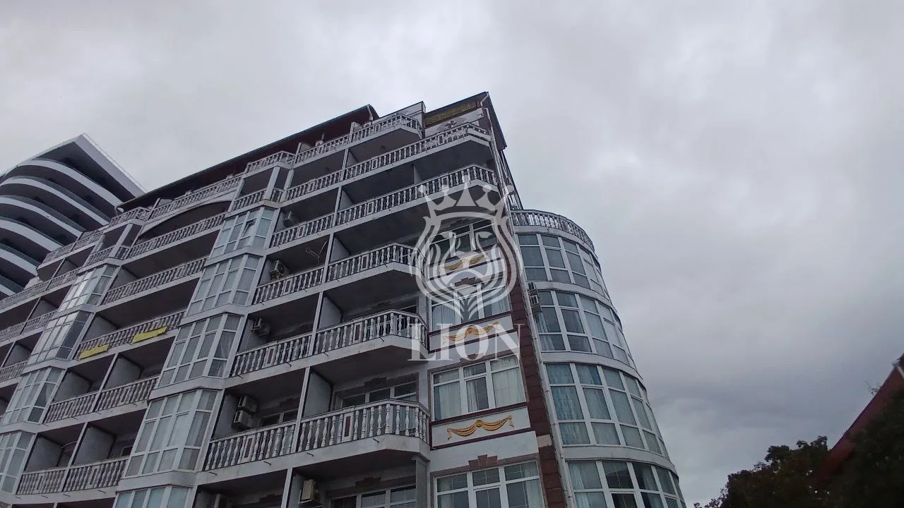 1-к апартаменты 34 м² 2/9 эт., Набережная