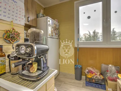 2-к квартира 55.7 м² 5/5 эт., Виноградная — миниатюра 11