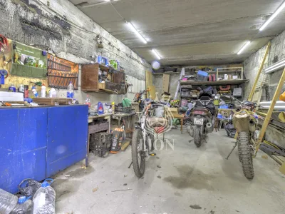 Гараж 62.8 м², Алушта