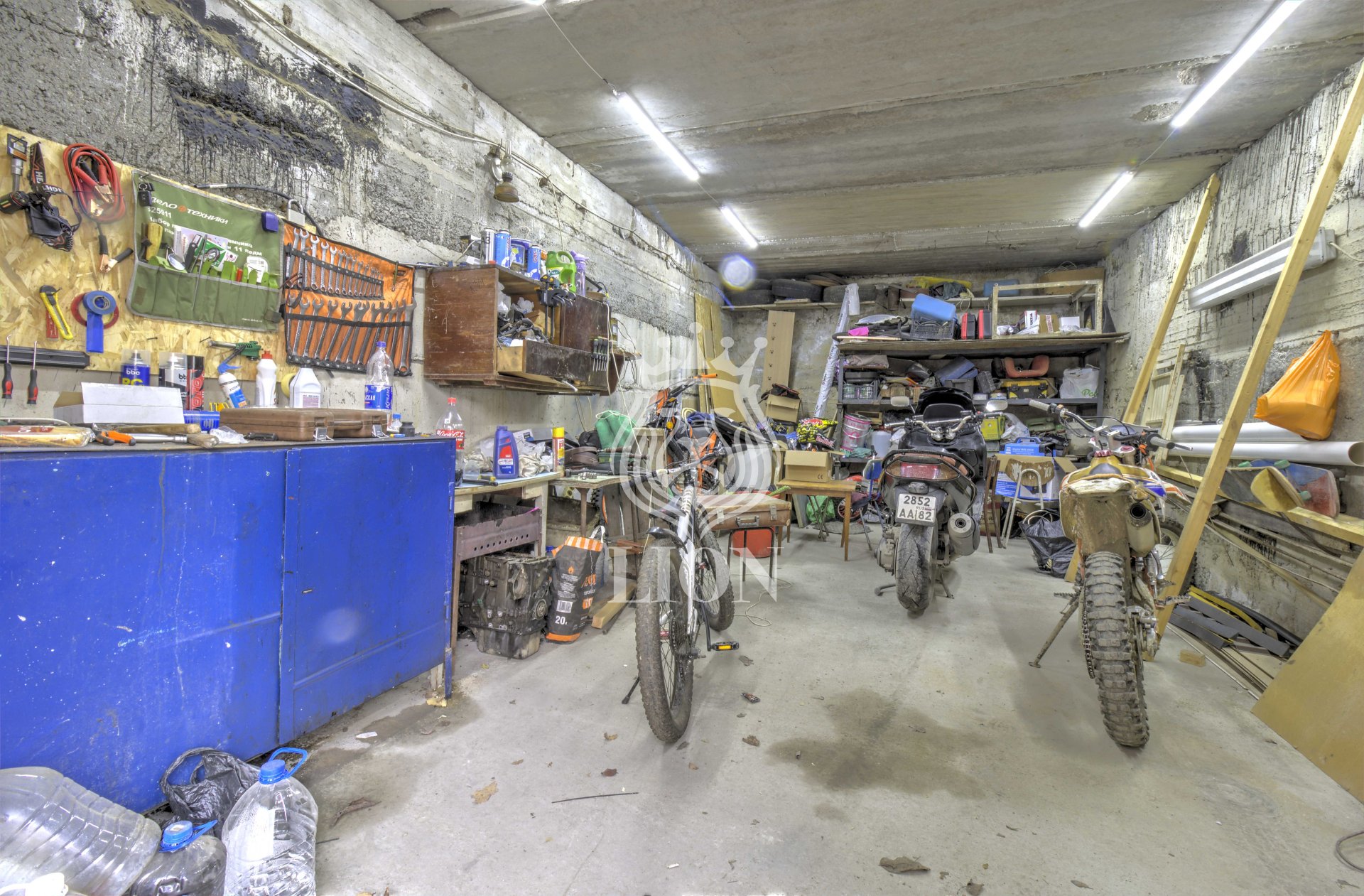 Гараж 62.8 м², Алушта — фото 1