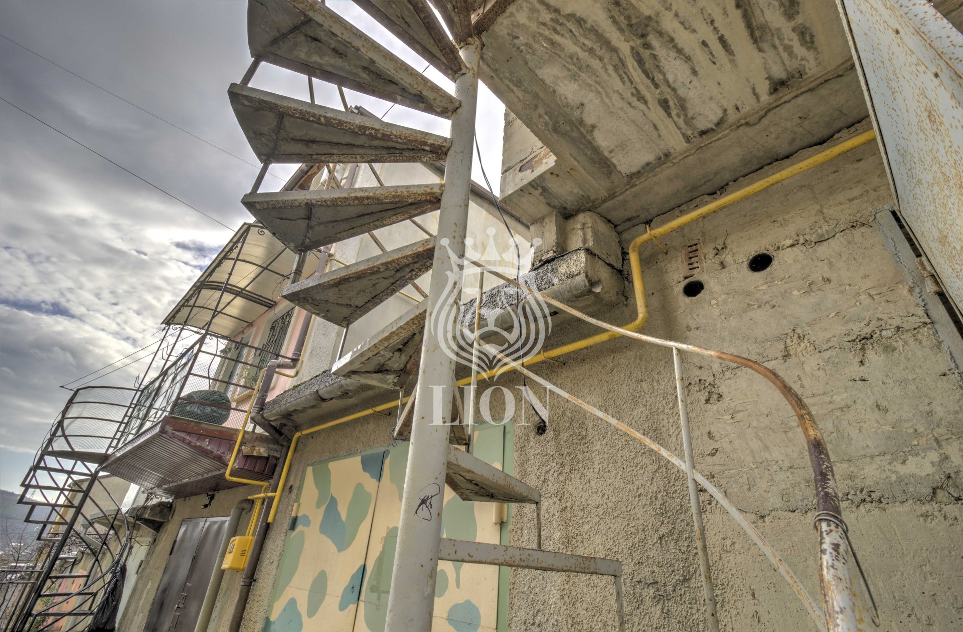 Гараж 62.8 м², Алушта — фото 6