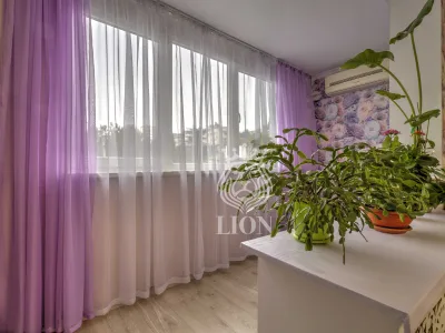 2-к квартира 79.1 м² 2/5 эт., Октябрьская — миниатюра 26