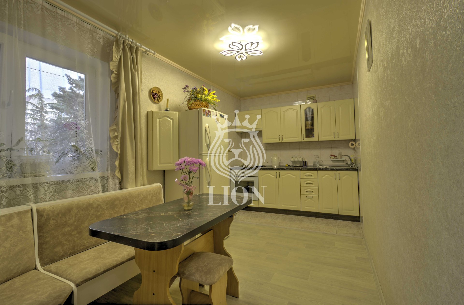 2-к квартира 79.1 м² 2/5 эт., Октябрьская — фото 5