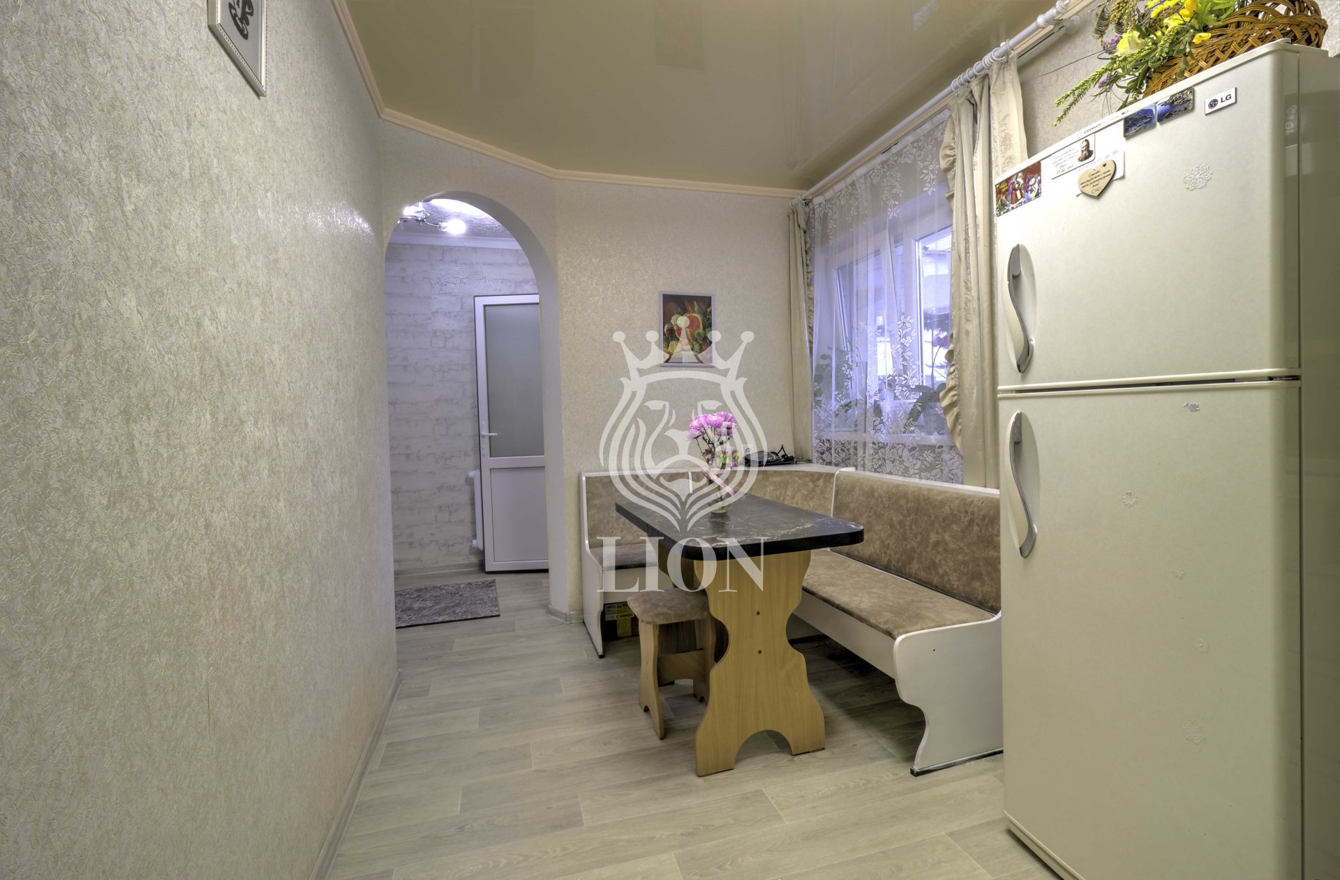 2-к квартира 79.1 м² 2/5 эт., Октябрьская — фото 8