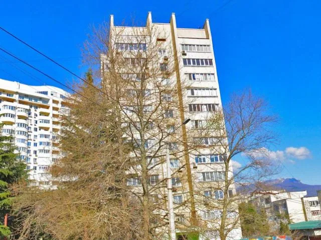 2-к квартира 60 м² 7/13 эт., Октябрьская