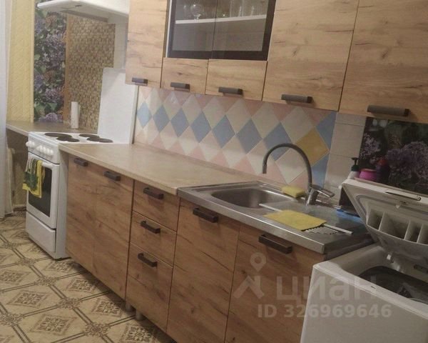 2-к квартира 60 м² 7/13 эт., Октябрьская — фото 4