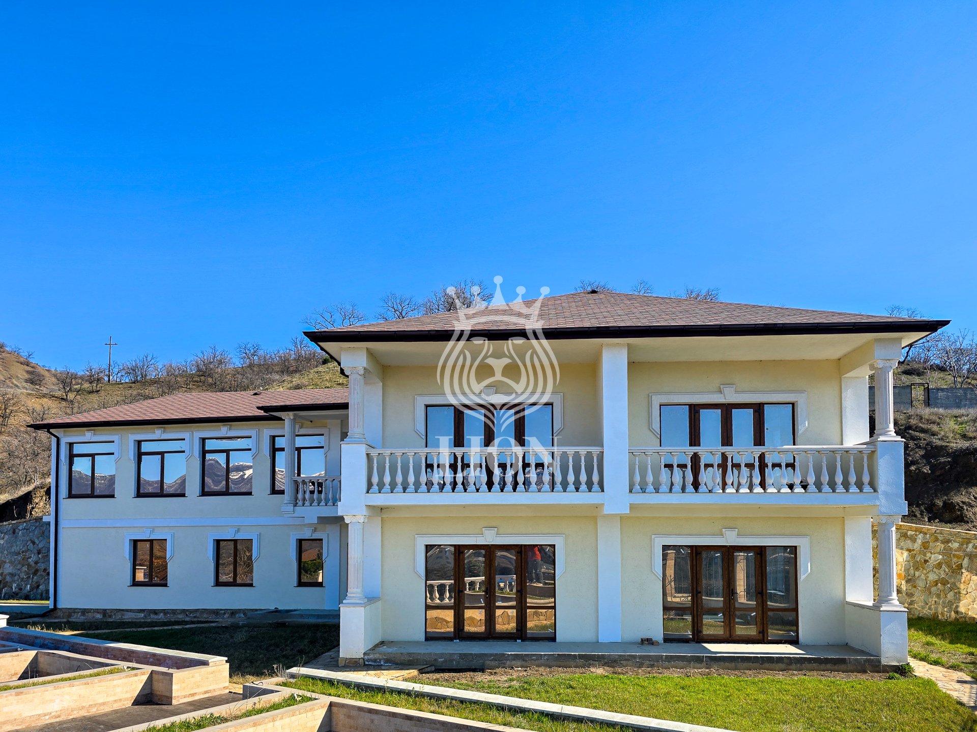 Дом 400 м² на 7 сот., Малореченское — фото 1