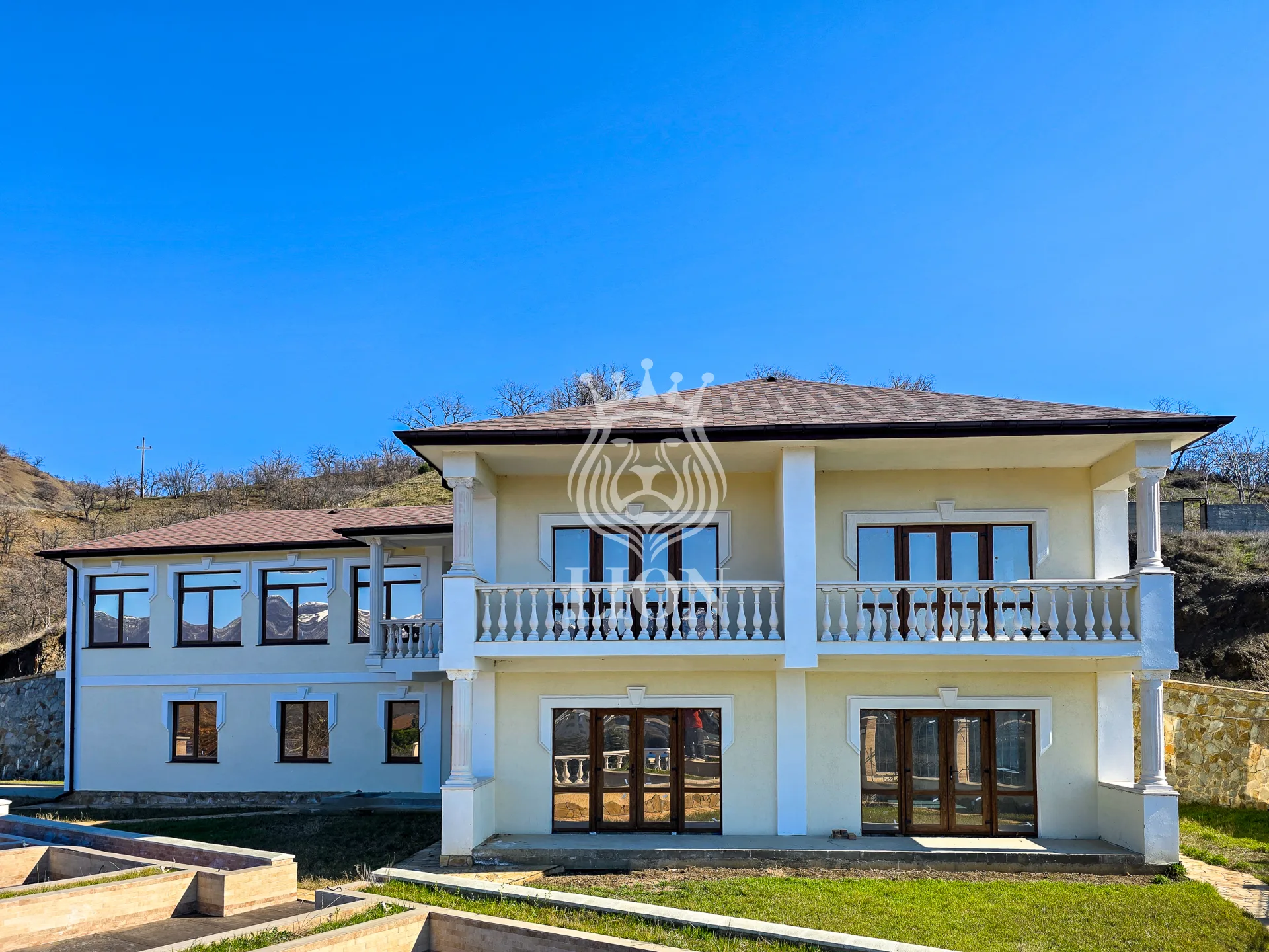 Дом 400 м² на 7 сот., Малореченское