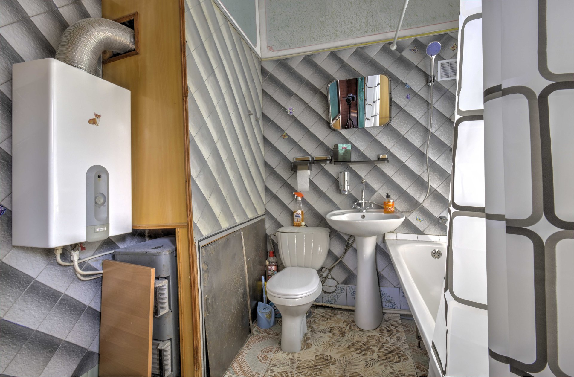 2-к квартира 58 м² 2/2 эт., 15 Апреля — фото 2