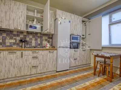 1-к квартира 43 м² 6/9 эт., 60 лет СССР — миниатюра 23