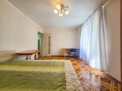 2-к квартира 45 м² 1/12 эт., Виноградная — миниатюра 9