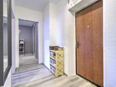 2-к квартира 53.8 м² 4/9 эт., 60 лет СССР — миниатюра 2