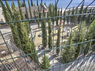 1-к апартаменты 50 м² 1/3 эт., пер. Курортный — миниатюра 20