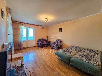 1-к квартира 45.4 м² 7/12 эт., 60 лет СССР — миниатюра 4