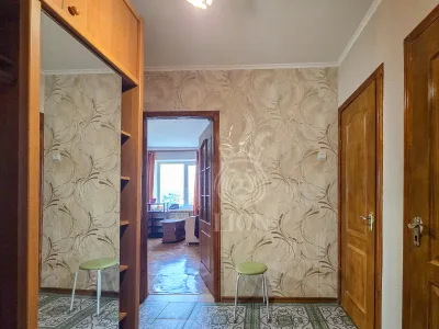 1-к квартира 37.1 м² 7/12 эт., Октябрьская — миниатюра 2