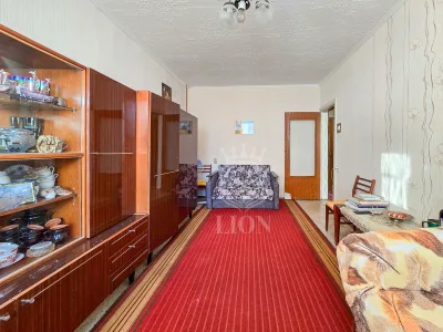 2-к квартира 56 м² 8/9 эт., Морская — миниатюра 3